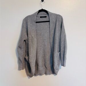 Merokeety grey waffle textured cardigan with pockets, size medium